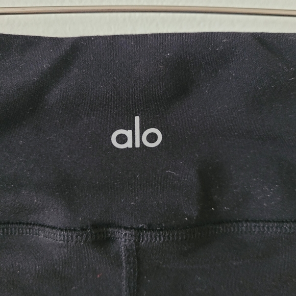 Alo Black Moto Leggings High Waist Size Small - Picture 5 of 9